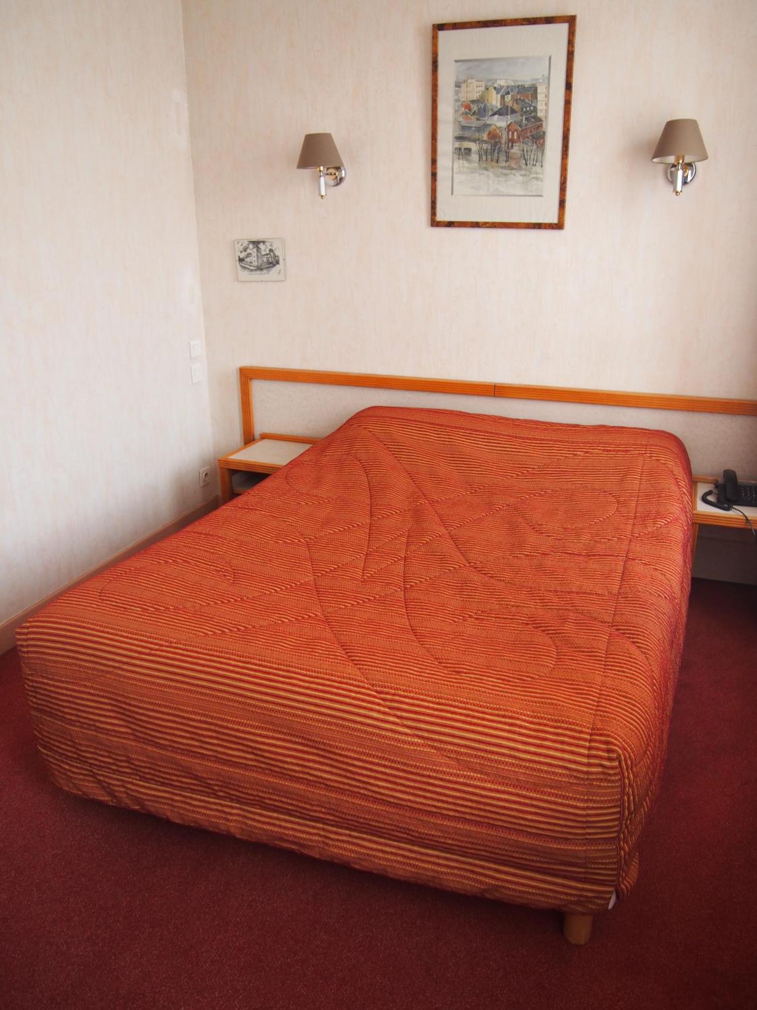 Hotel Val Saint Hilaire Givet Quarto foto